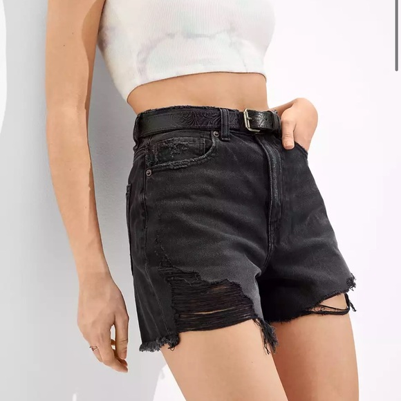 NEW American eagle mom shorts size 4 in black - Picture 1 of 5